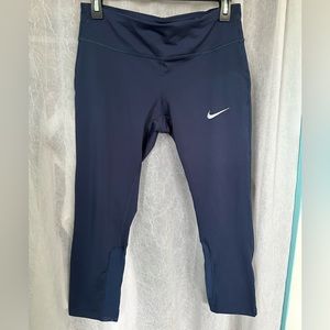 Nike capris leggings- size medium